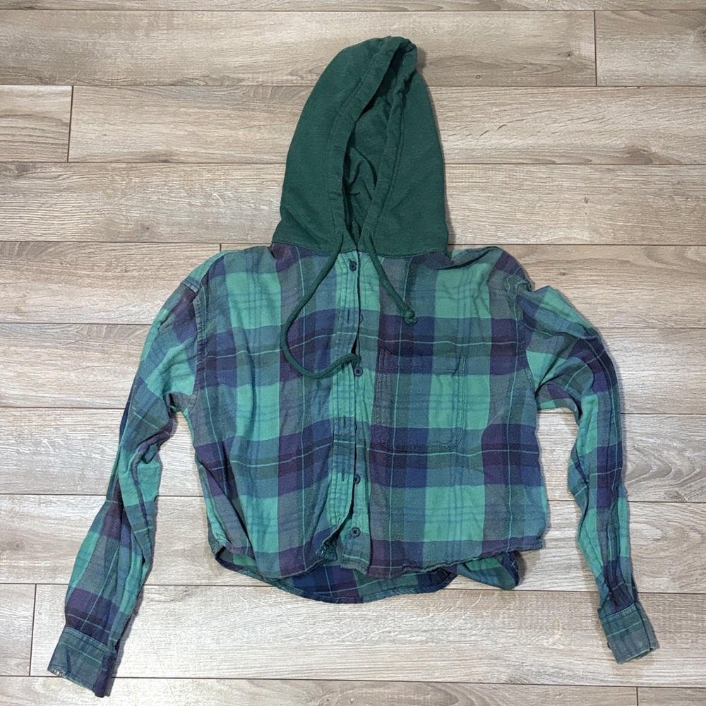 American Eagle Outfitters Green and Blue Plaid Crop Top